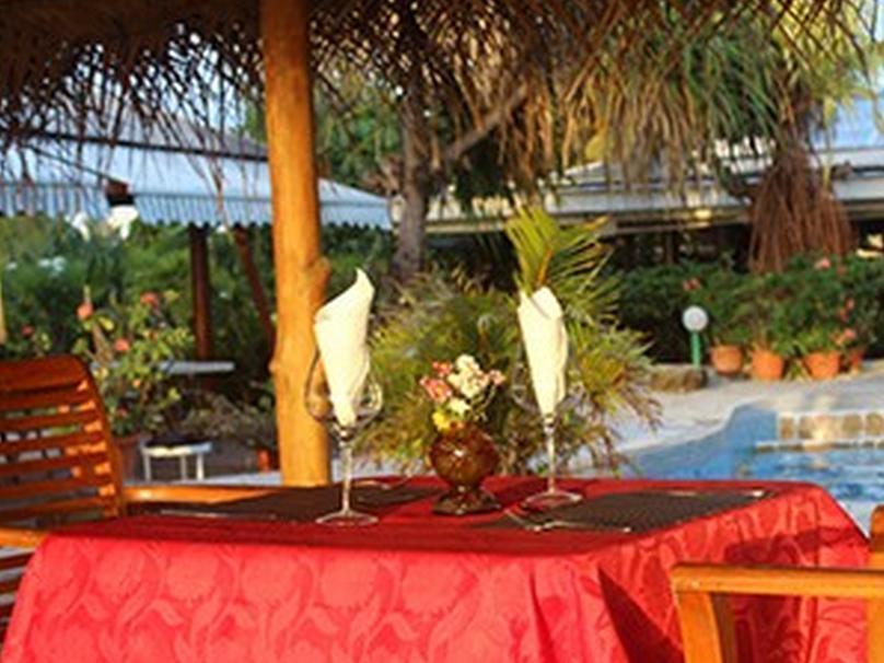 Pension Fare Maeva Huahine Buitenkant foto